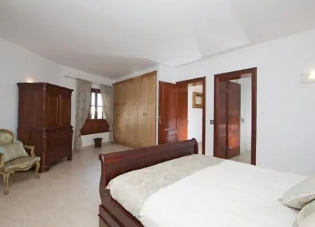 Miracheros - 4 Bedroom - Perfect For Families - Stunning Sea Views Puerto del Carmen (Lanzarote)