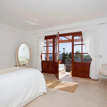 Miracheros - 4 Bedroom - Perfect For Families - Stunning Sea Views Villa *