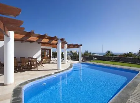 Miracheros - 4 Bedroom - Perfect For Families - Stunning Sea Views *