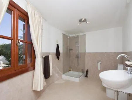 Miracheros - 4 Bedroom - Perfect For Families - Stunning Sea Views Puerto del Carmen (Lanzarote)